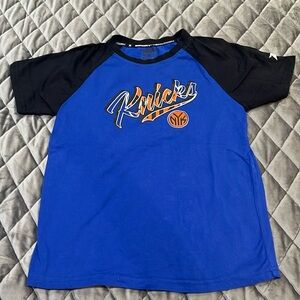 Boys SZ L ZIPWAY NEW YORK KNICKS short sleeve t-shirt